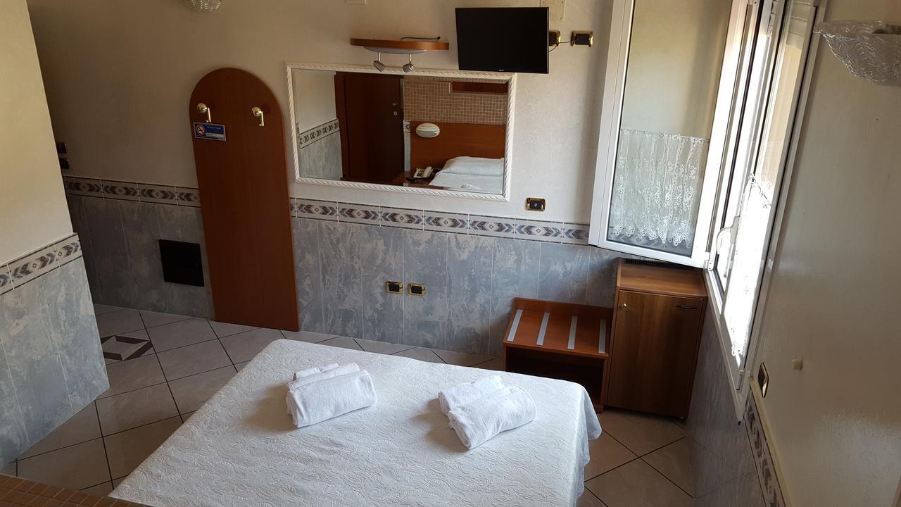 Motel Villaggio Imola Luaran gambar